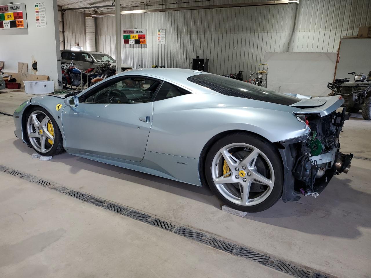 2011 Ferrari 458 Italia  Blue vin: ZFF67NFAXB0180885