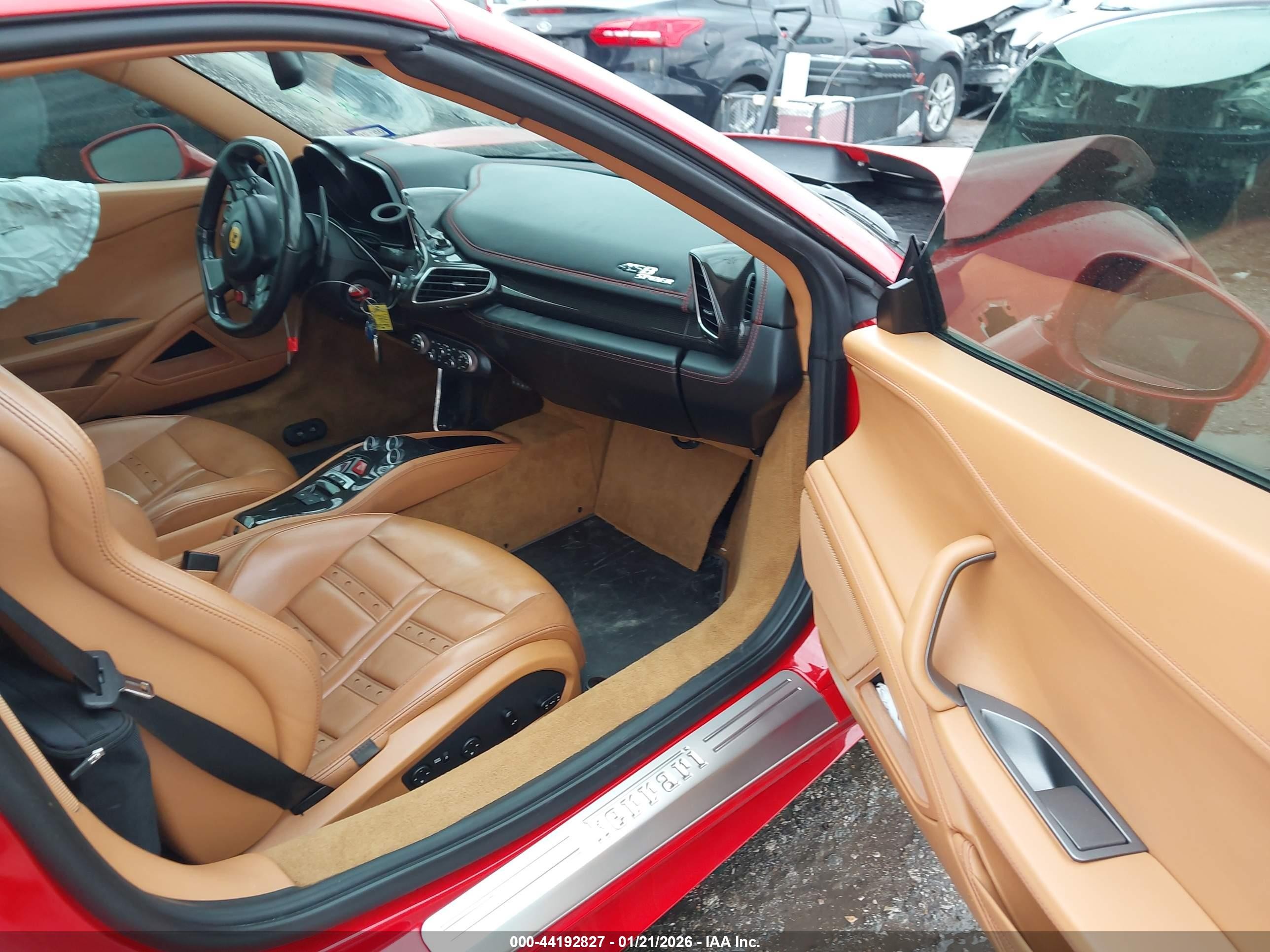 2015 Ferrari 458 Spider   Красный vin: ZFF68NHA1F0211313