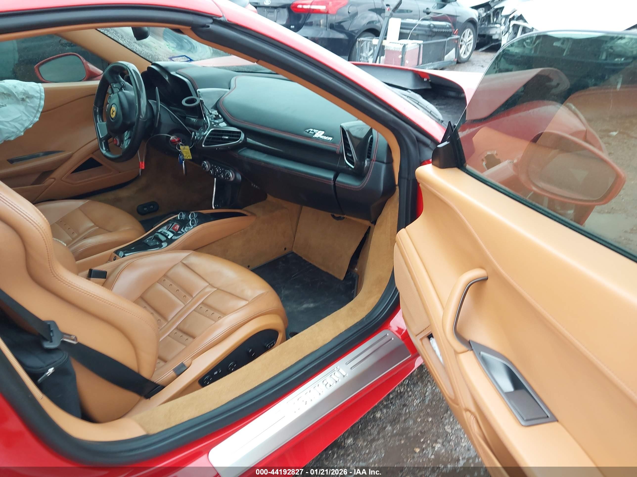 2015 Ferrari 458 Spider   Красный vin: ZFF68NHA1F0211313