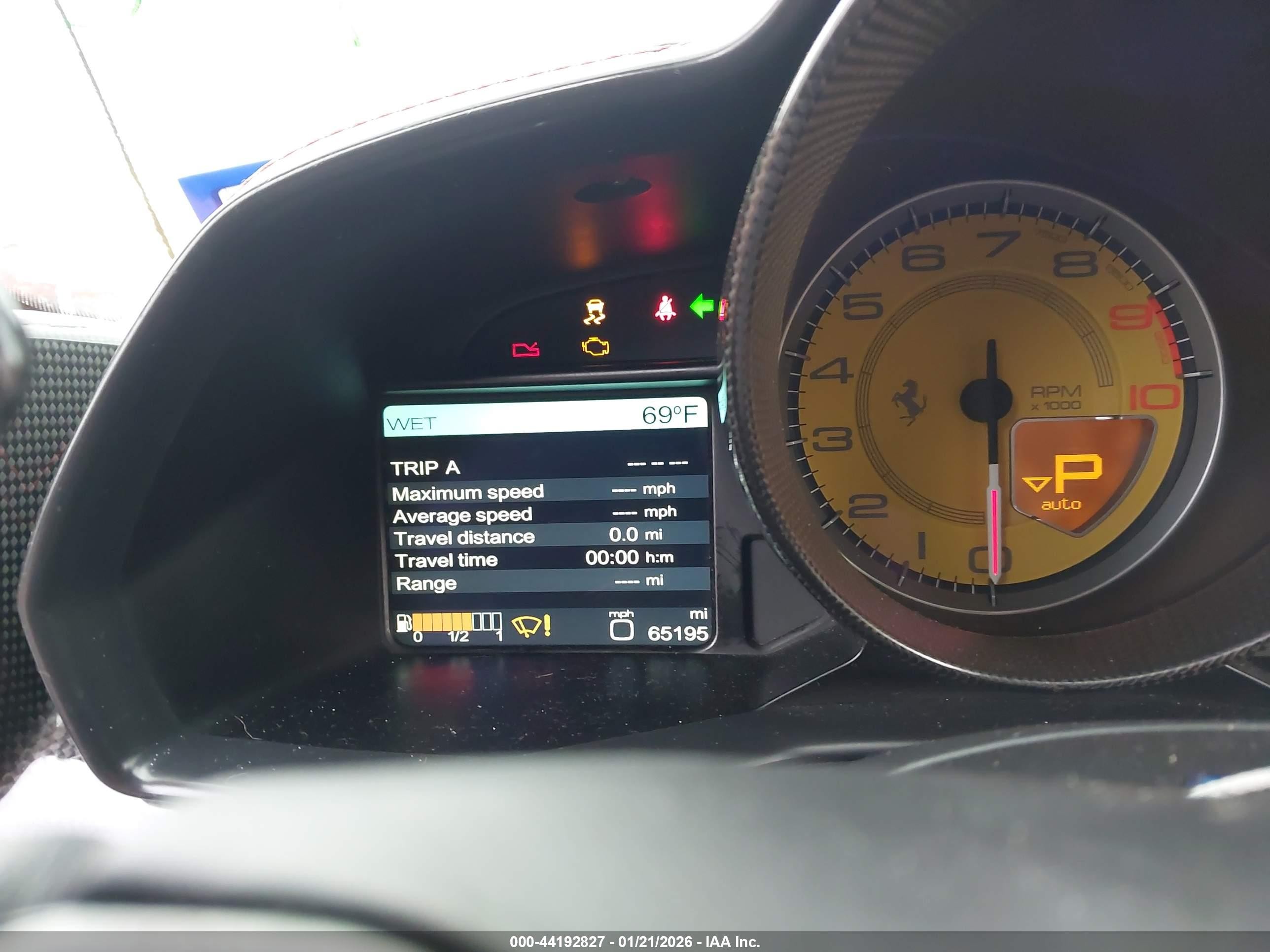 2015 Ferrari 458 Spider   Красный vin: ZFF68NHA1F0211313