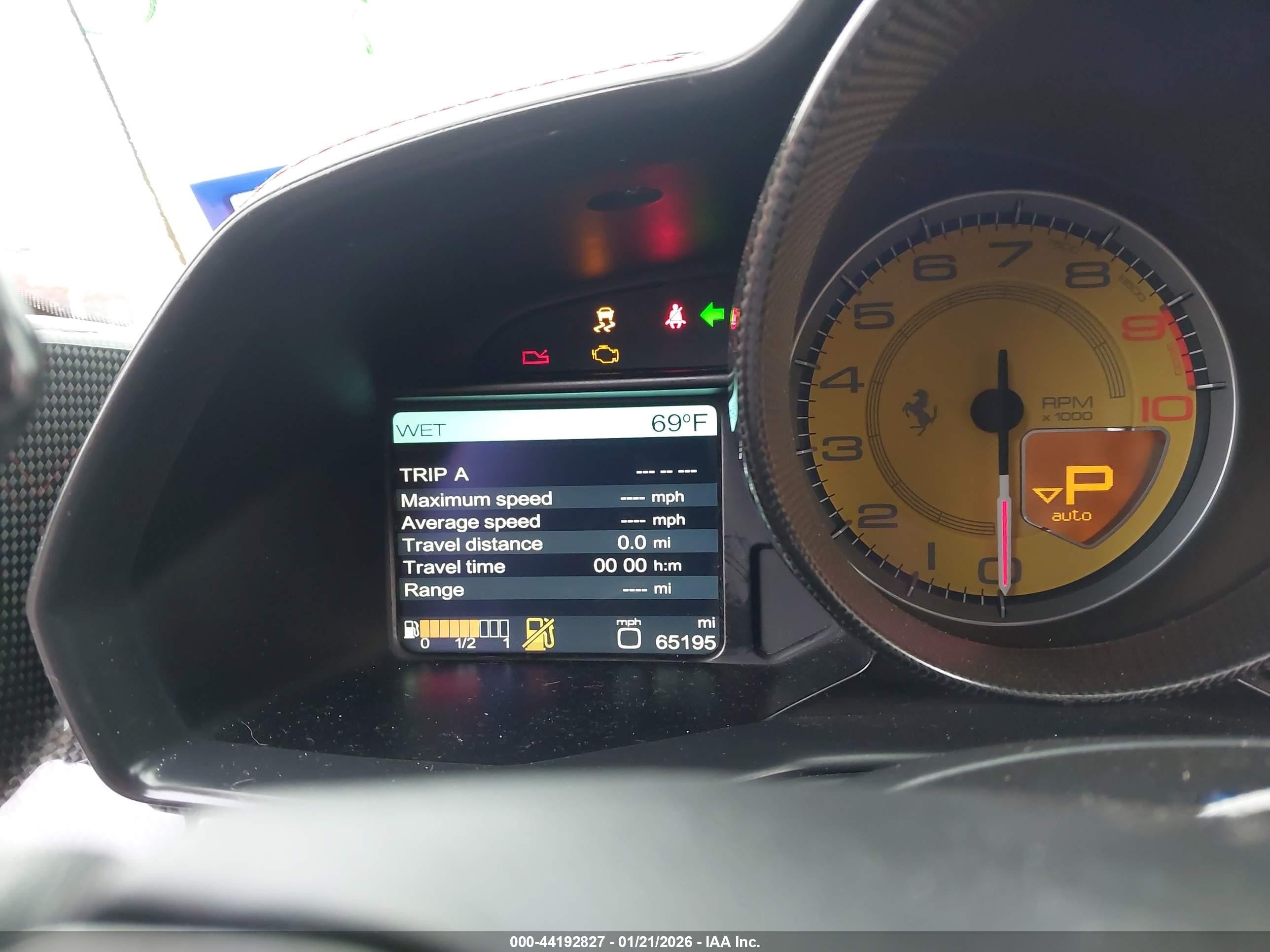 2015 Ferrari 458 Spider   Красный vin: ZFF68NHA1F0211313