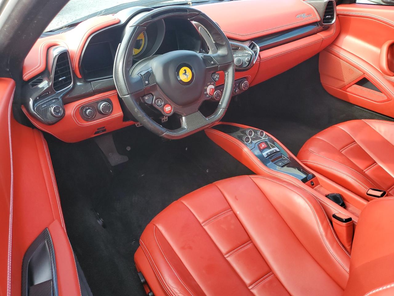 2015 Ferrari 458 Spider Белый vin: ZFF68NHA9F0212032