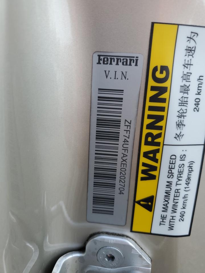 2014 Ferrari F12 Berlinetta  Золотой vin: ZFF74UFAXE0202704
