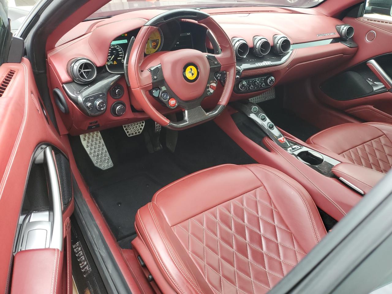 2014 Ferrari F12 Berlinetta  Черный vin: ZFF74UFAXE0202704