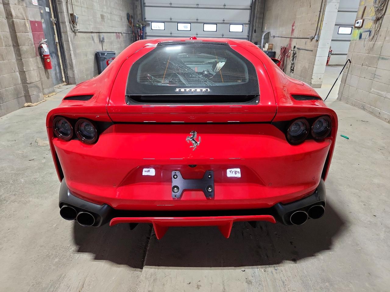 2020 Ferrari 812 Superfast Red vin: ZFF83CLA5L0248623