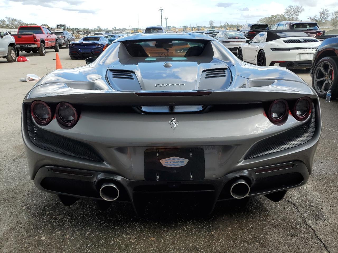 2023 Ferrari F8 Spider  Gray vin: ZFF93LMA0P0290397