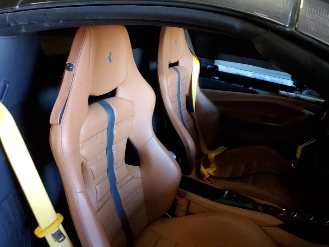 2021 Ferrari F8 Spider  Gray vin: ZFF93LMA5M0261599