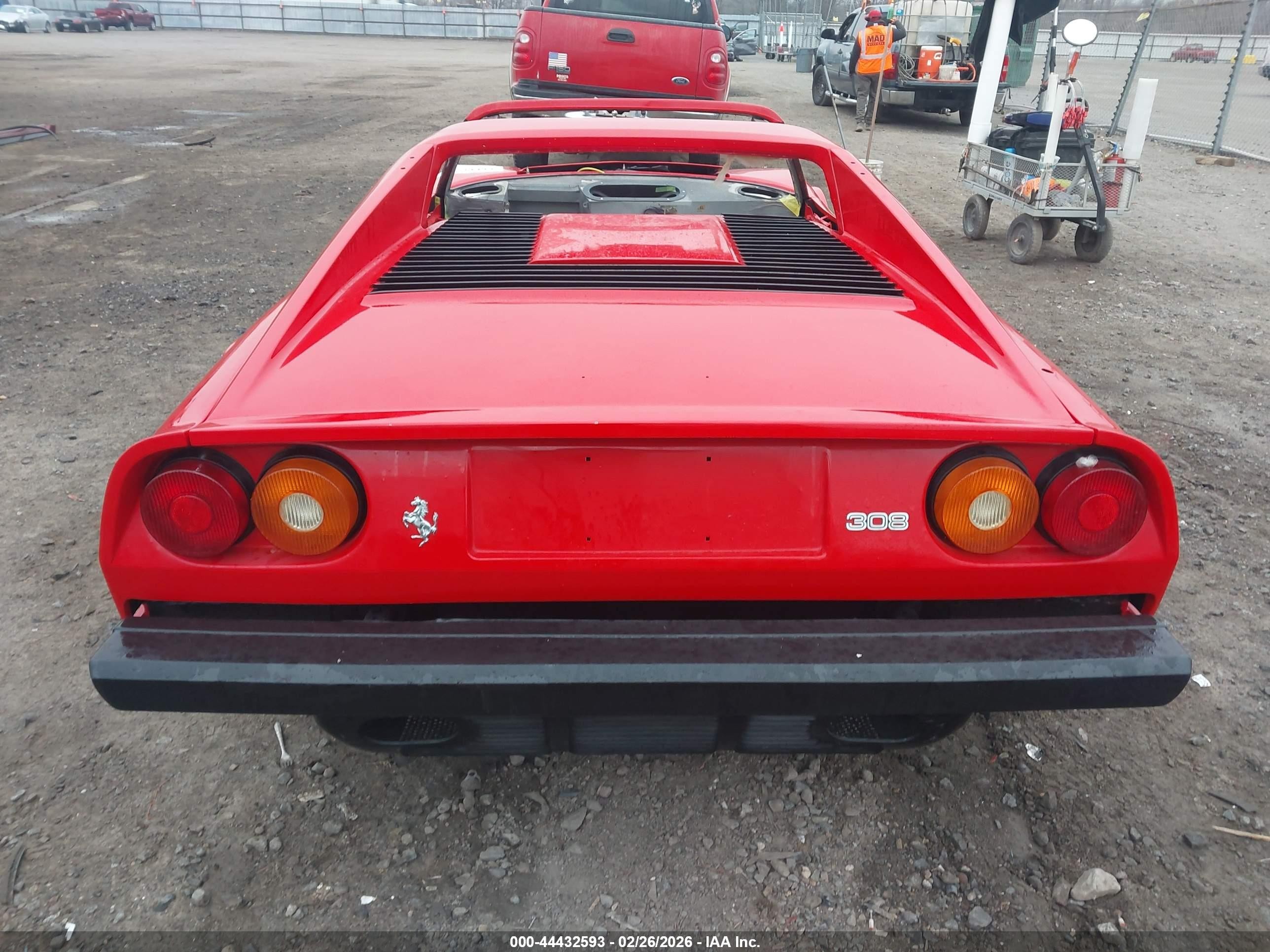 1985 Ferrari 308 Gts Quattro Red vin: ZFFUA13A2F0055441