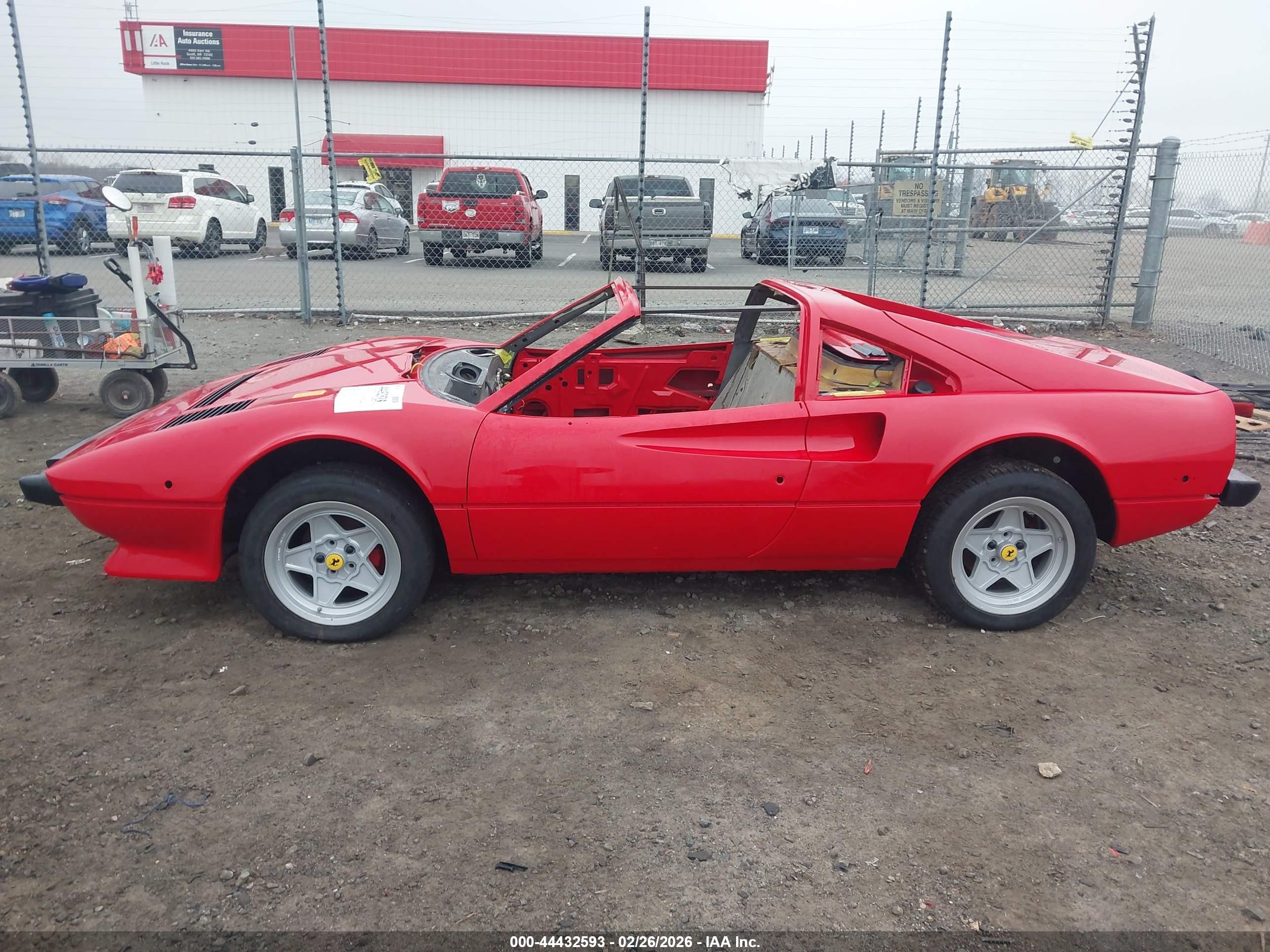 1985 Ferrari 308 Gts Quattro Red vin: ZFFUA13A2F0055441