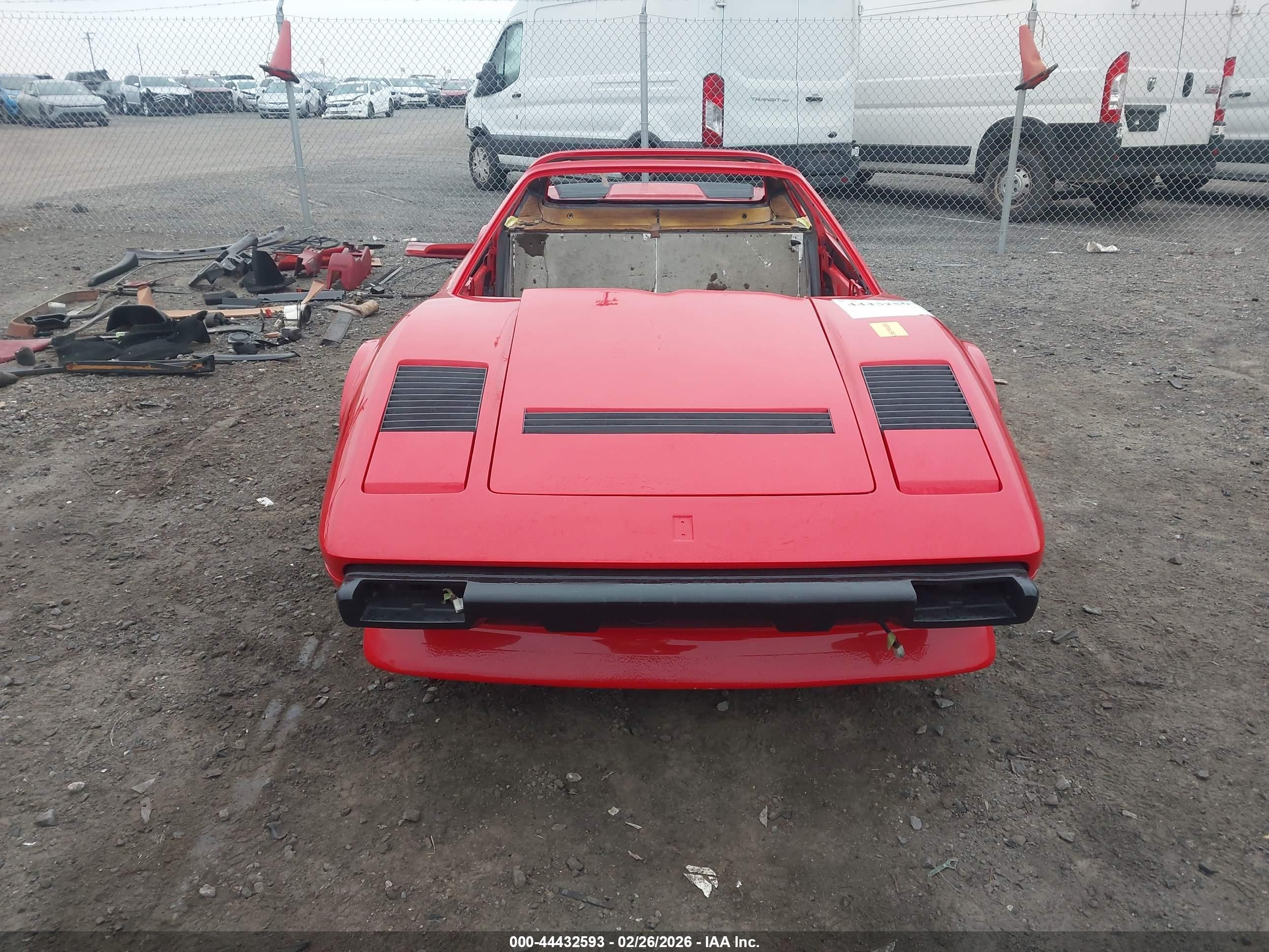 1985 Ferrari 308 Gts Quattro Red vin: ZFFUA13A2F0055441