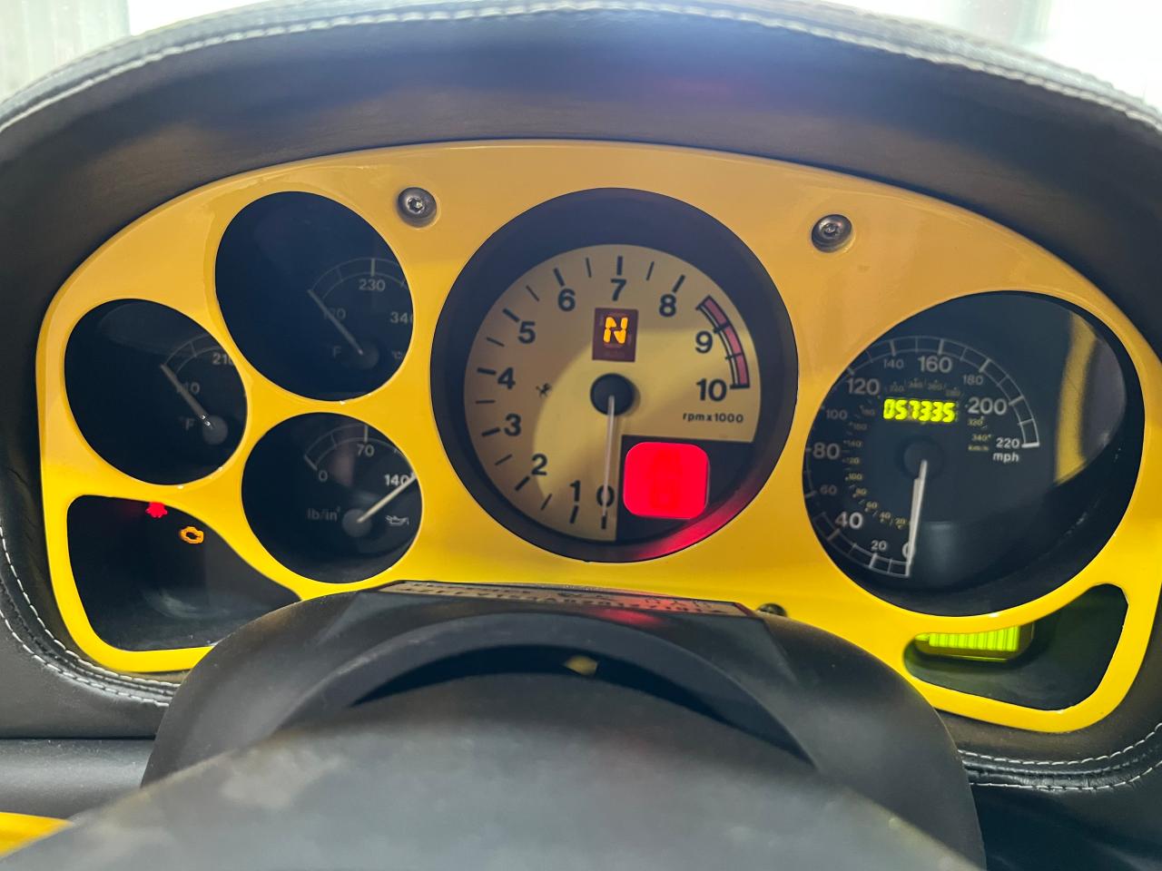 2002 Ferrari 360 Spider Yellow vin: ZFFYT53A820127191