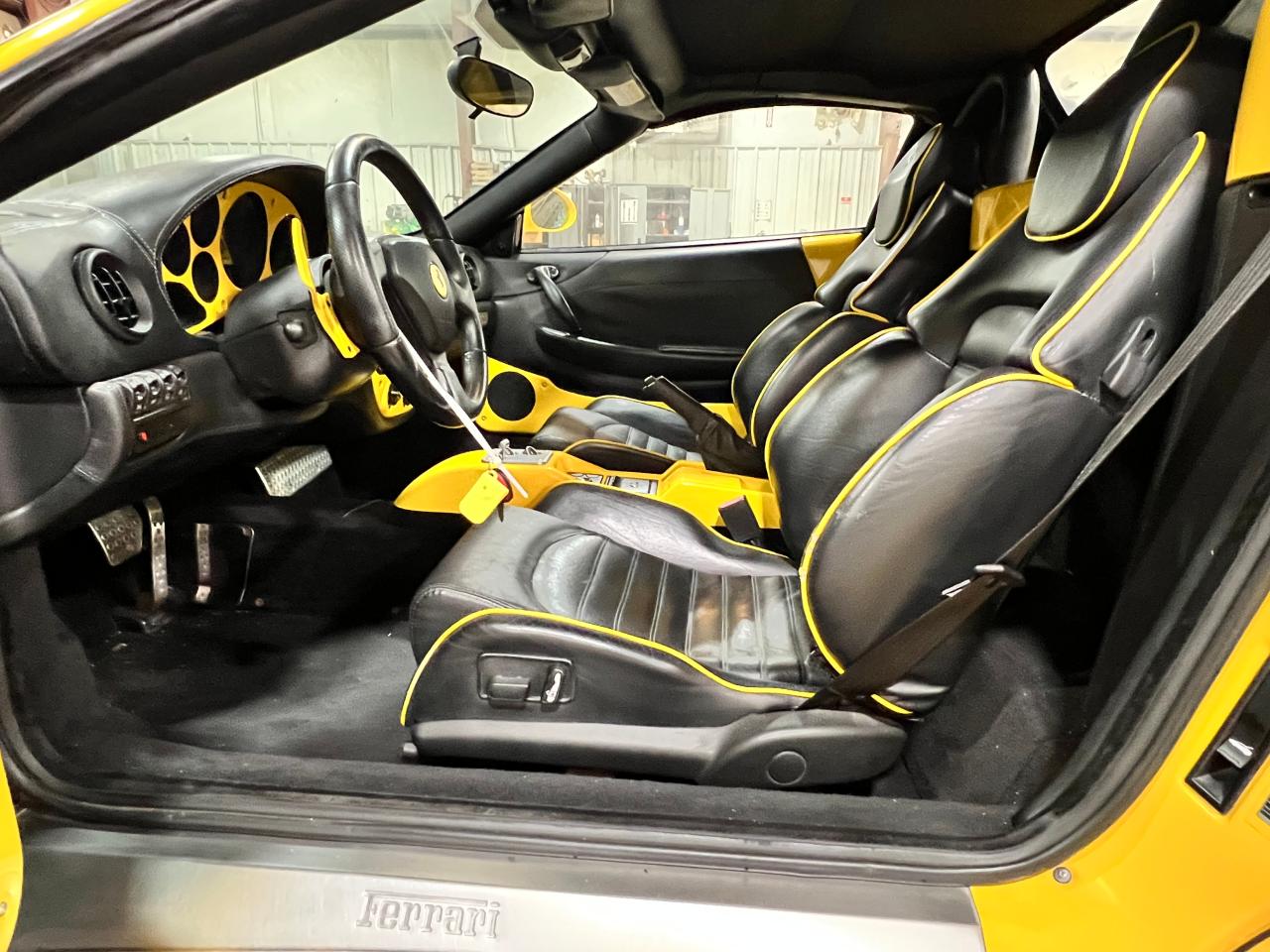 2002 Ferrari 360 Spider Yellow vin: ZFFYT53A820127191