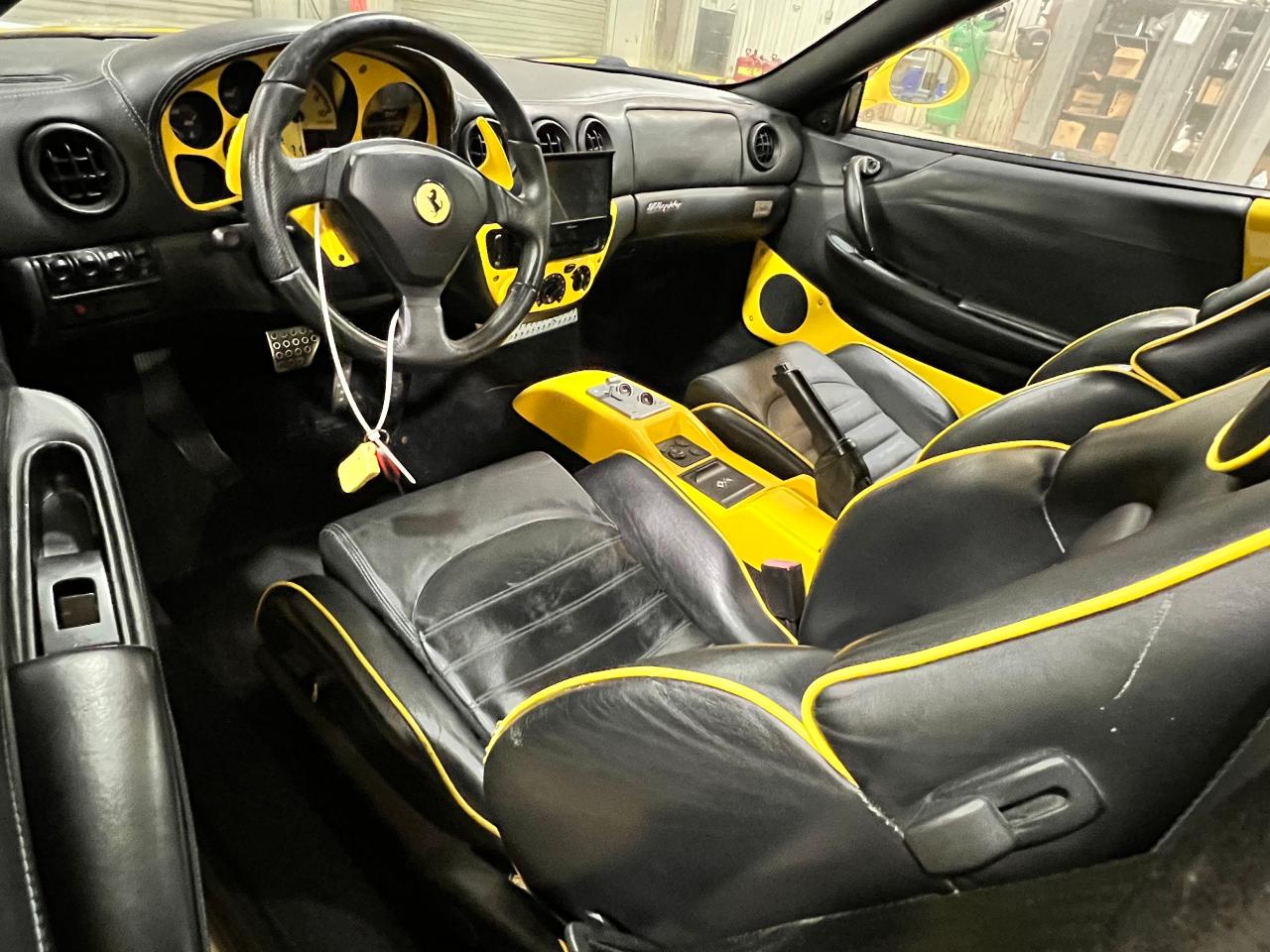 2002 Ferrari 360 Spider Yellow vin: ZFFYT53A820127191
