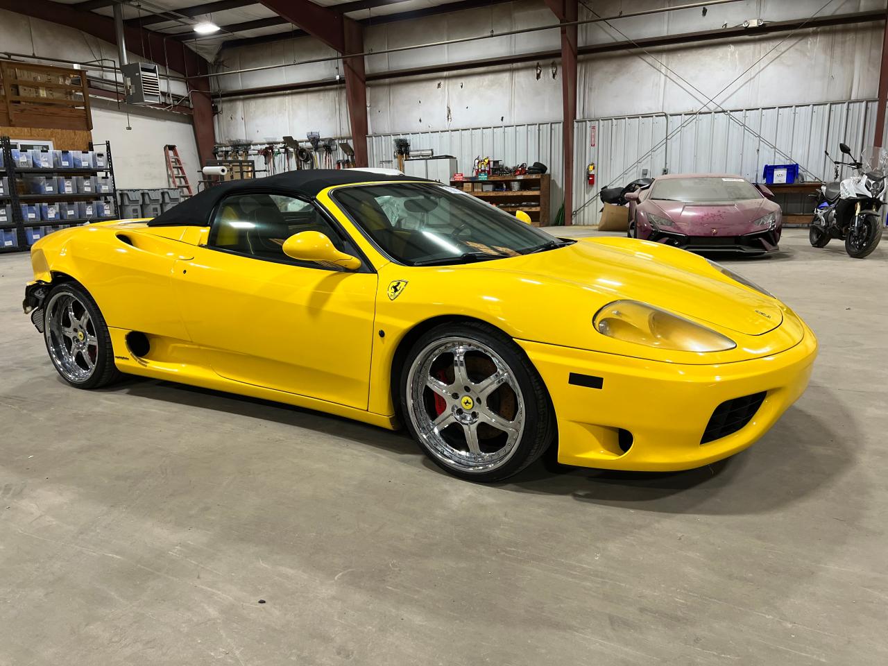 2002 Ferrari 360 Spider Yellow vin: ZFFYT53A820127191