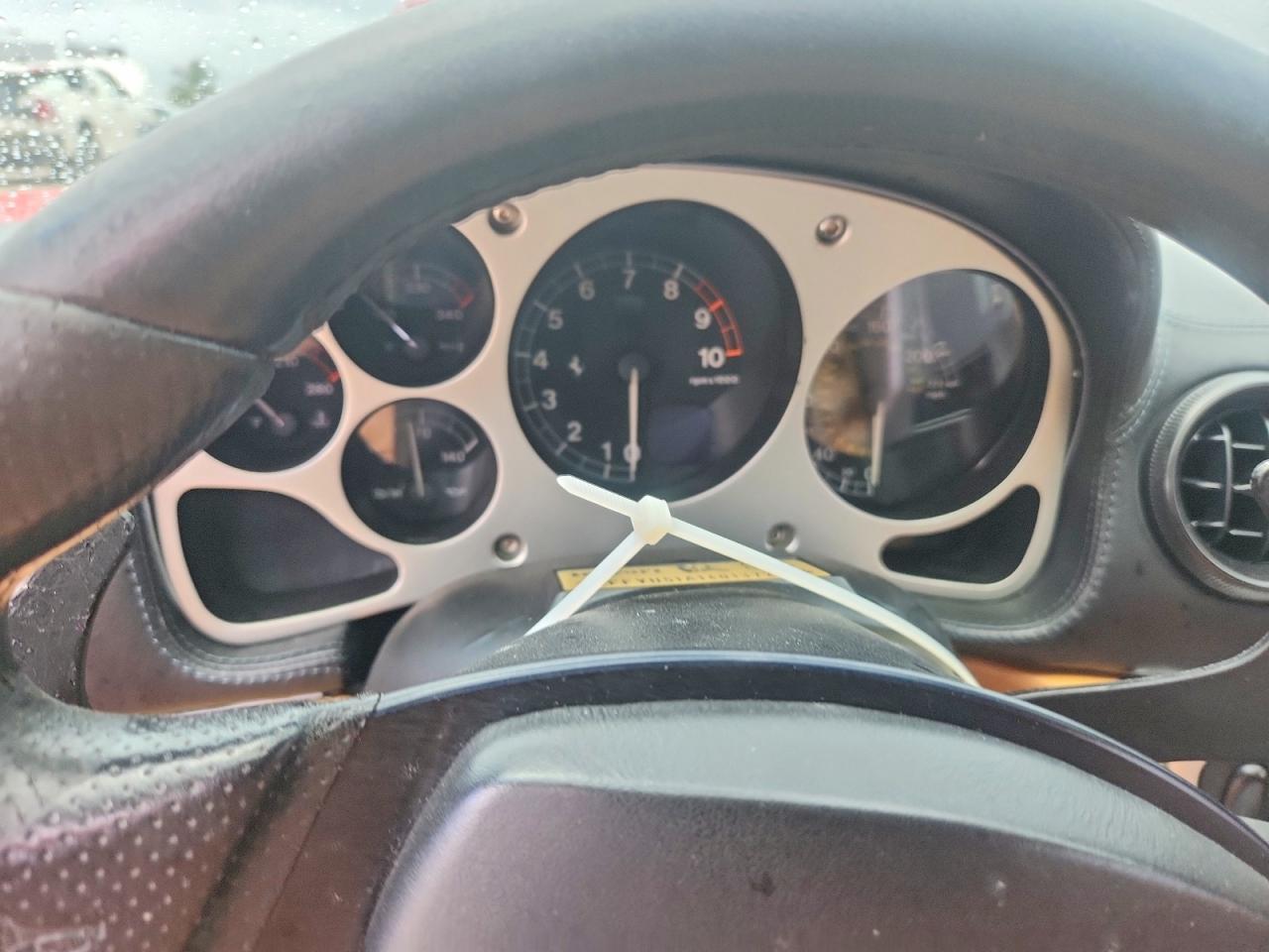2004 Ferrari 360 Modena Two Tone vin: ZFFYU51A140137225