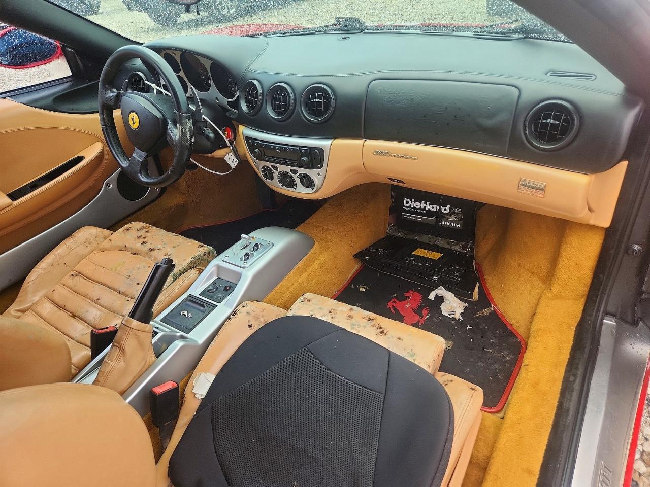 2004 Ferrari 360 Modena Two Tone vin: ZFFYU51A140137225