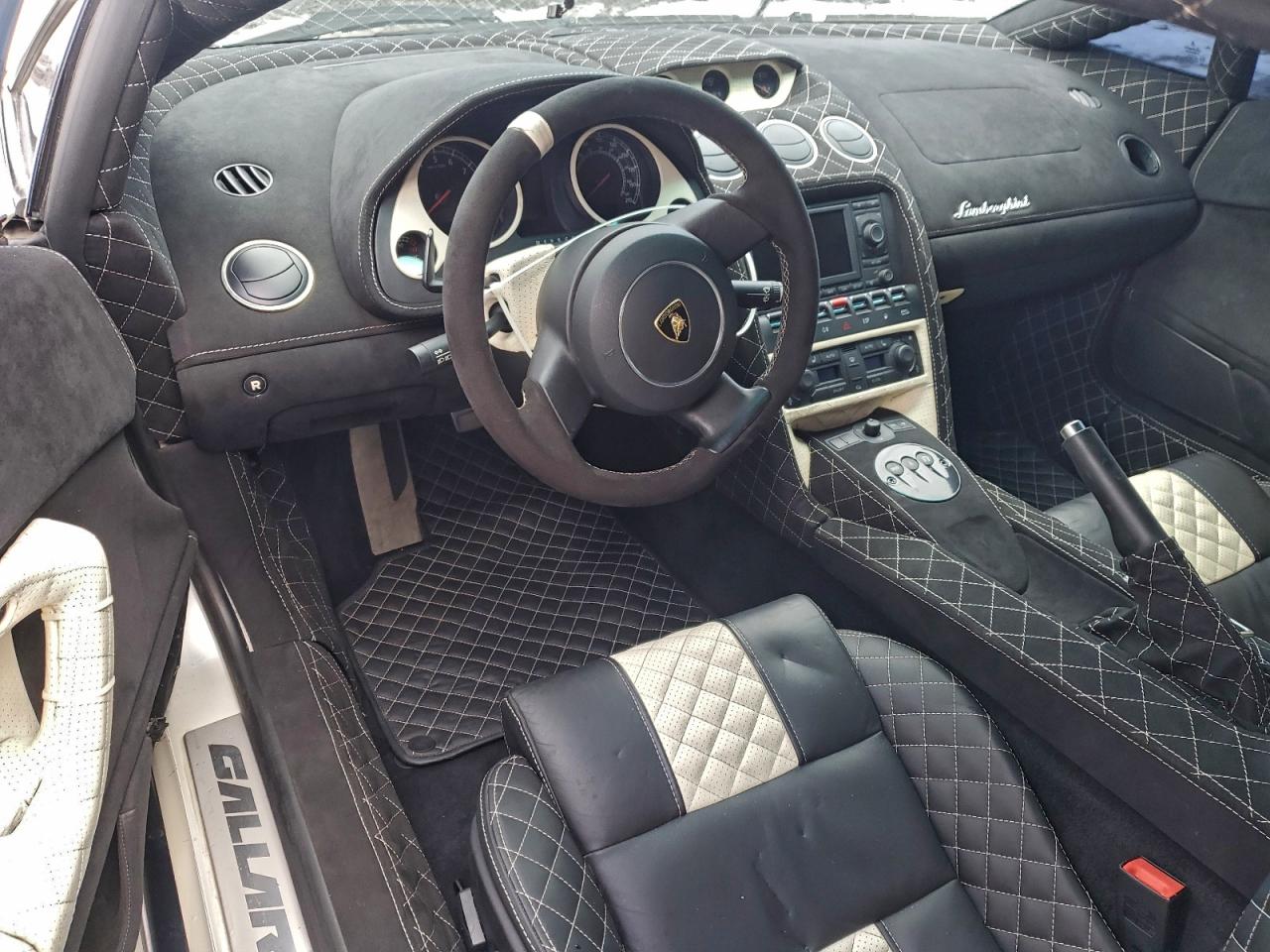 2006 Lamborghini Gallardo Se White vin: ZHWGU12T66LA03289