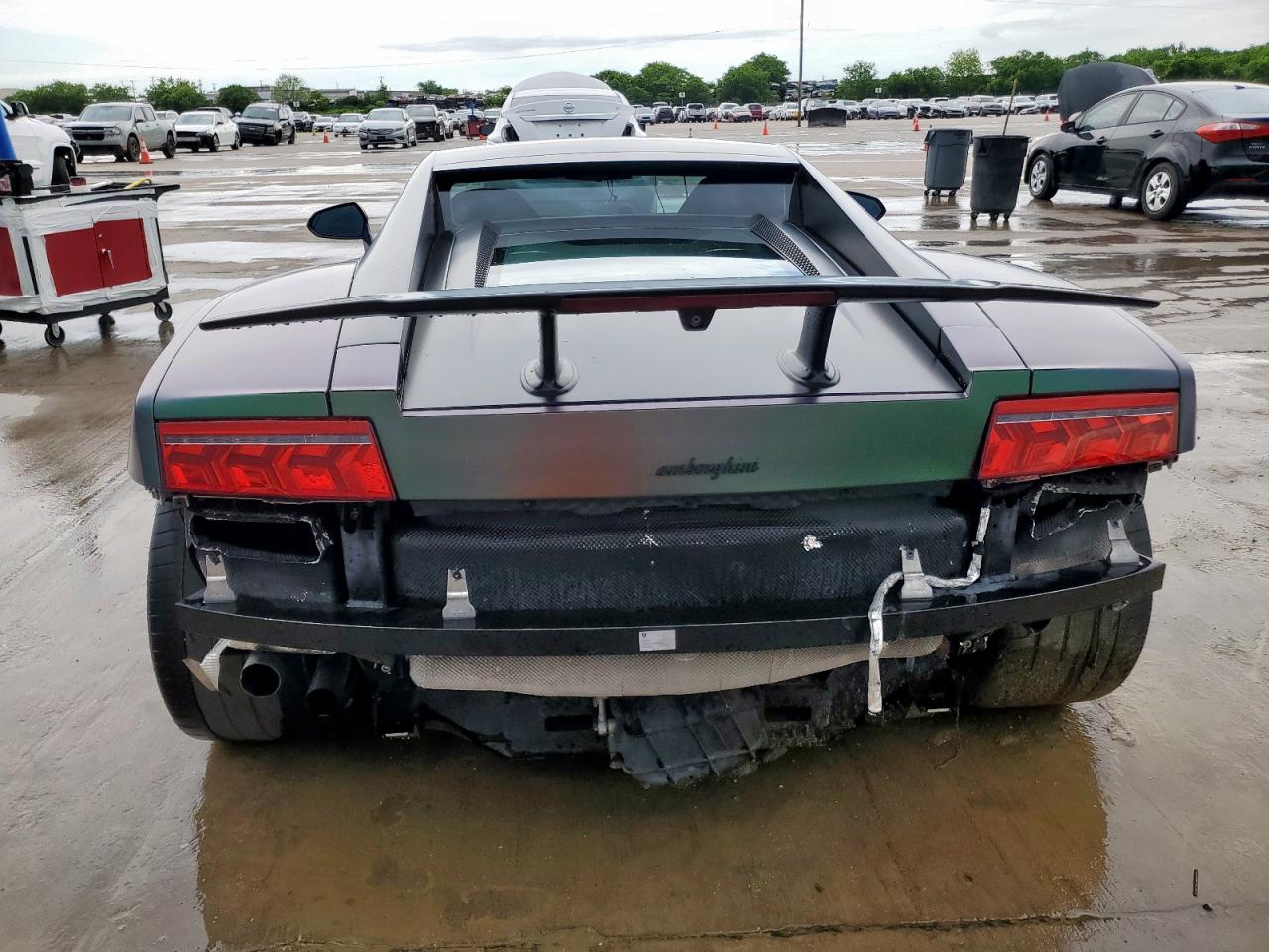 2012 Lamborghini Gallardo    Black vin: ZHWGU5BZXCLA12004