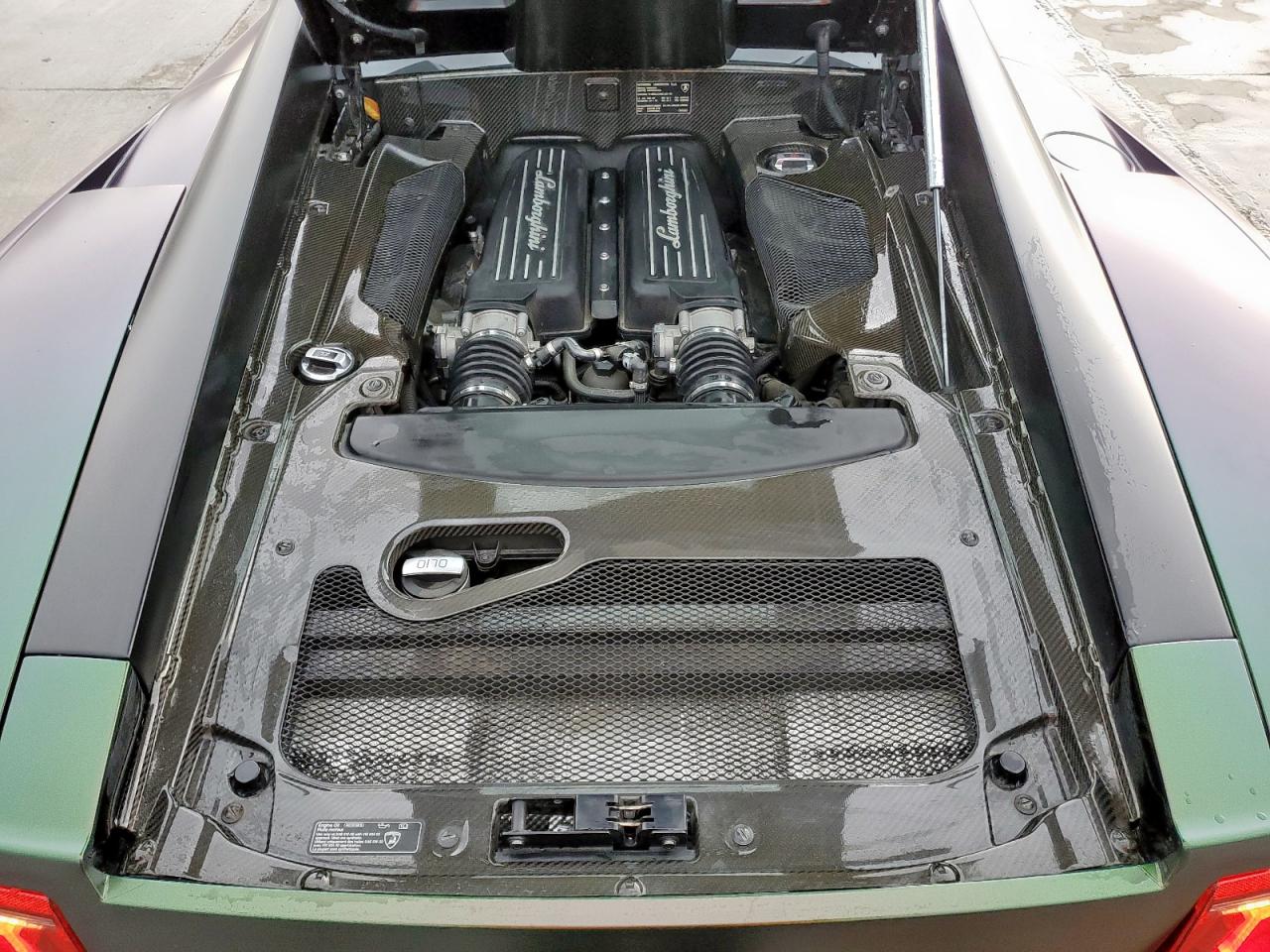 2012 Lamborghini Gallardo    Black vin: ZHWGU5BZXCLA12004