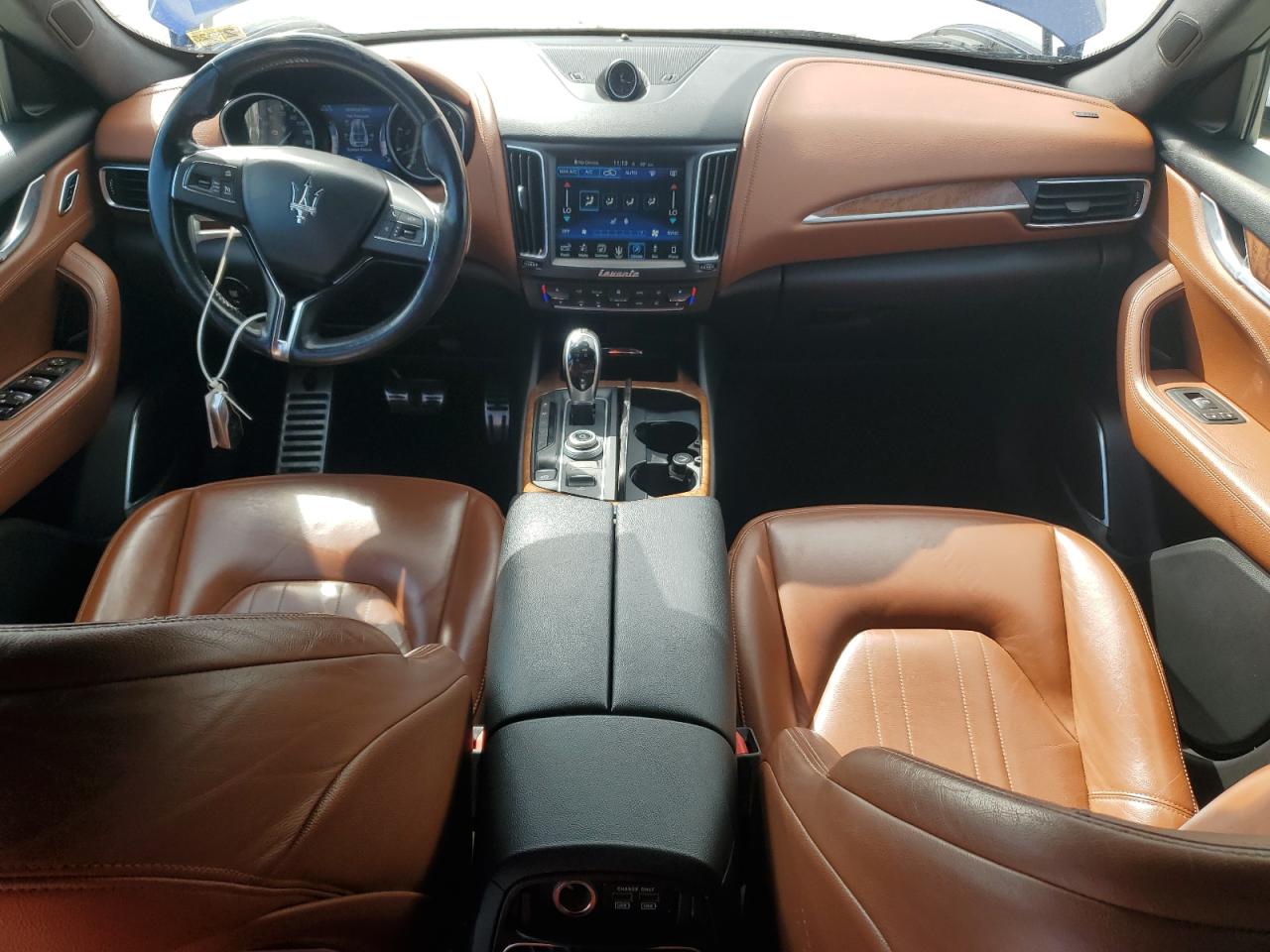 2017 Maserati Levante Blue vin: ZN661XUAXHX215714
