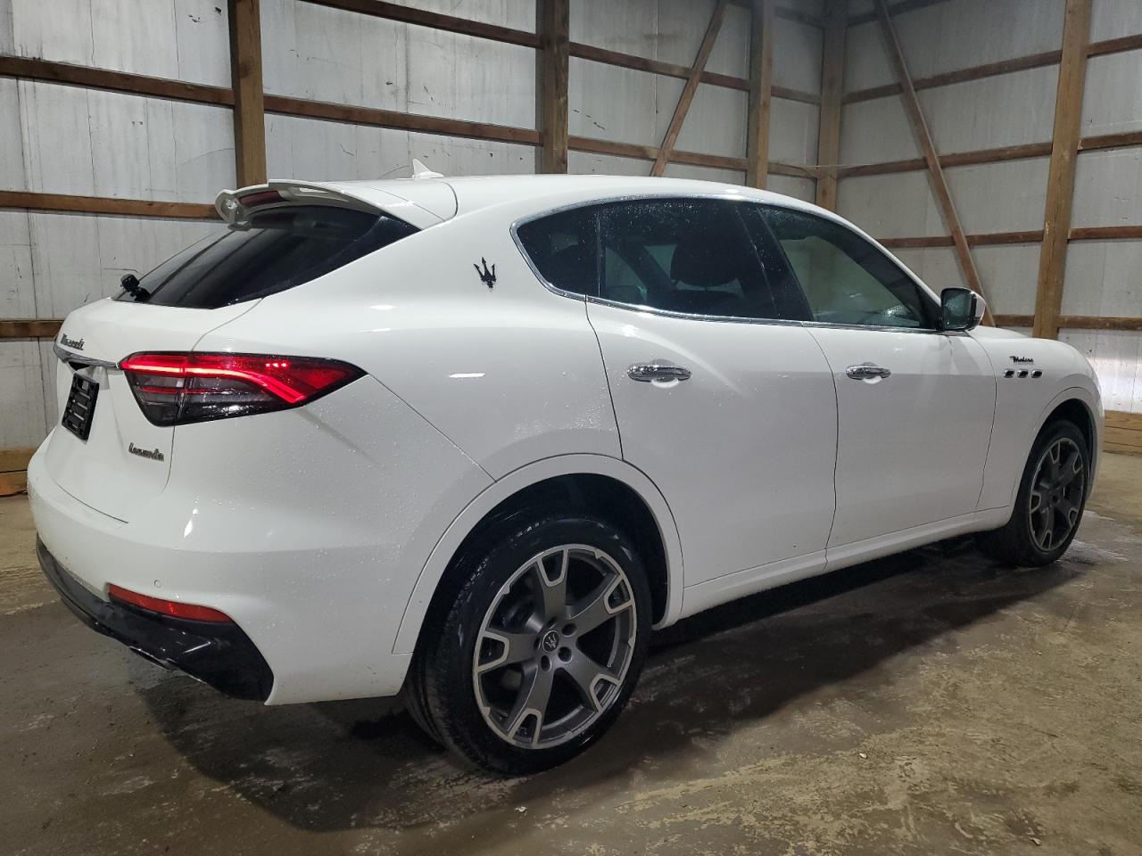 2023 Maserati Levante Modena Белый vin: ZN661YUM1PX414634