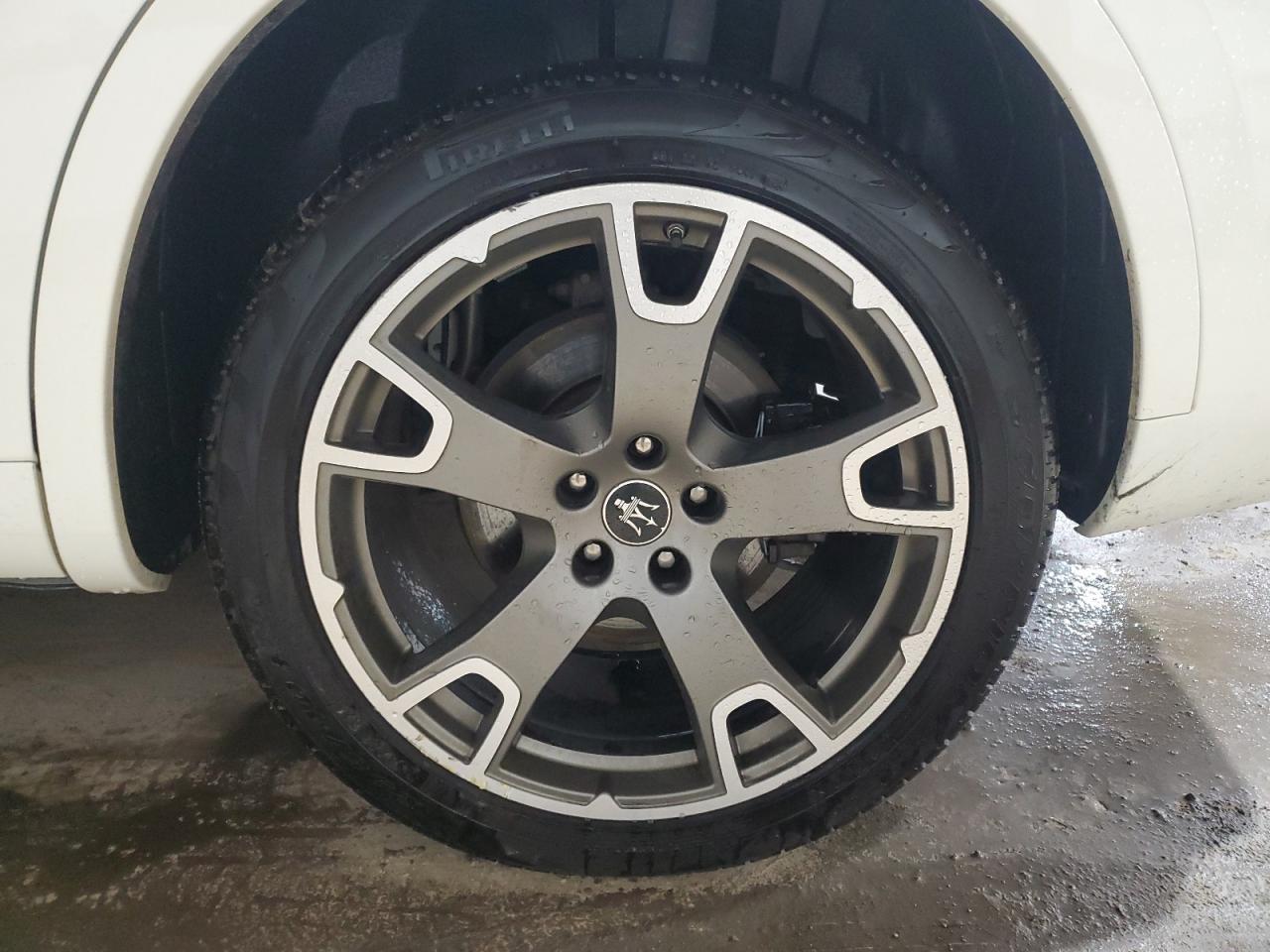 2023 Maserati Levante Modena Белый vin: ZN661YUM1PX414634 Damage: Left Rear Wheel, Curb Rash, 2 To 3 Inches