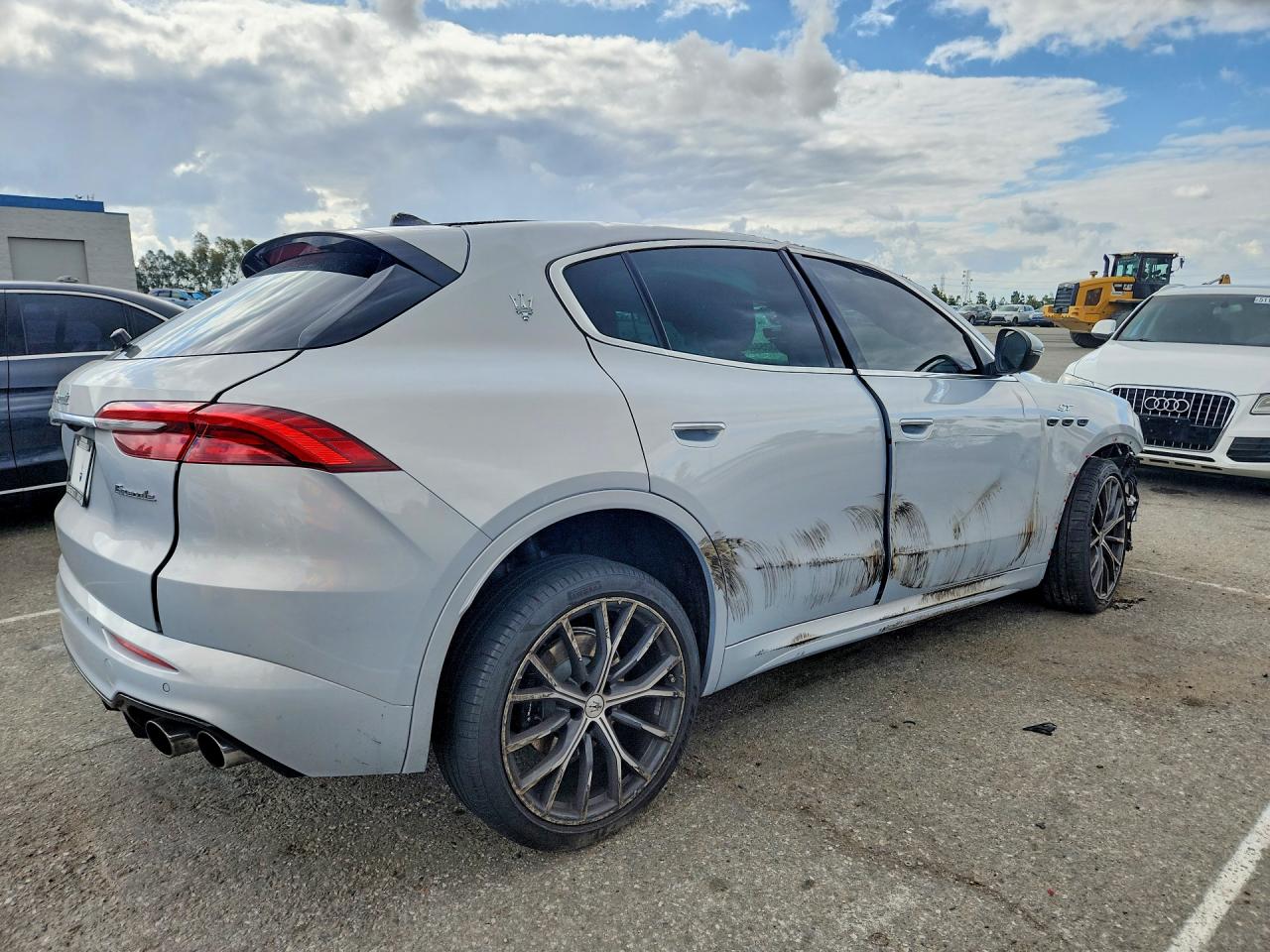 2023 Maserati Grecale Gt Silver vin: ZN682AVA3P7415995