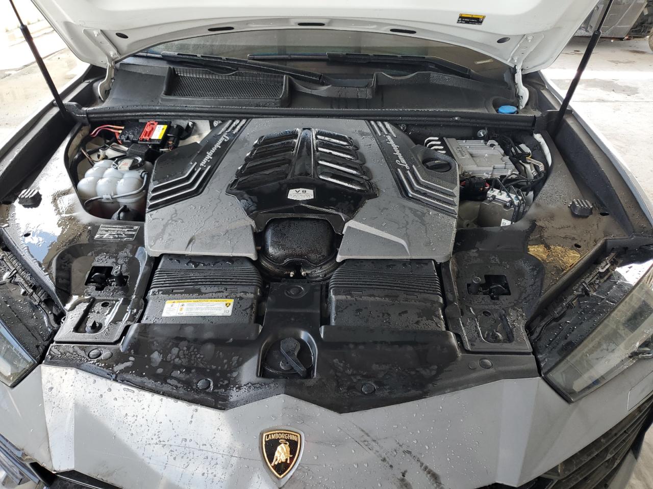 2020 Lamborghini Urus  Gray vin: ZPBUA1ZL1LLA07374