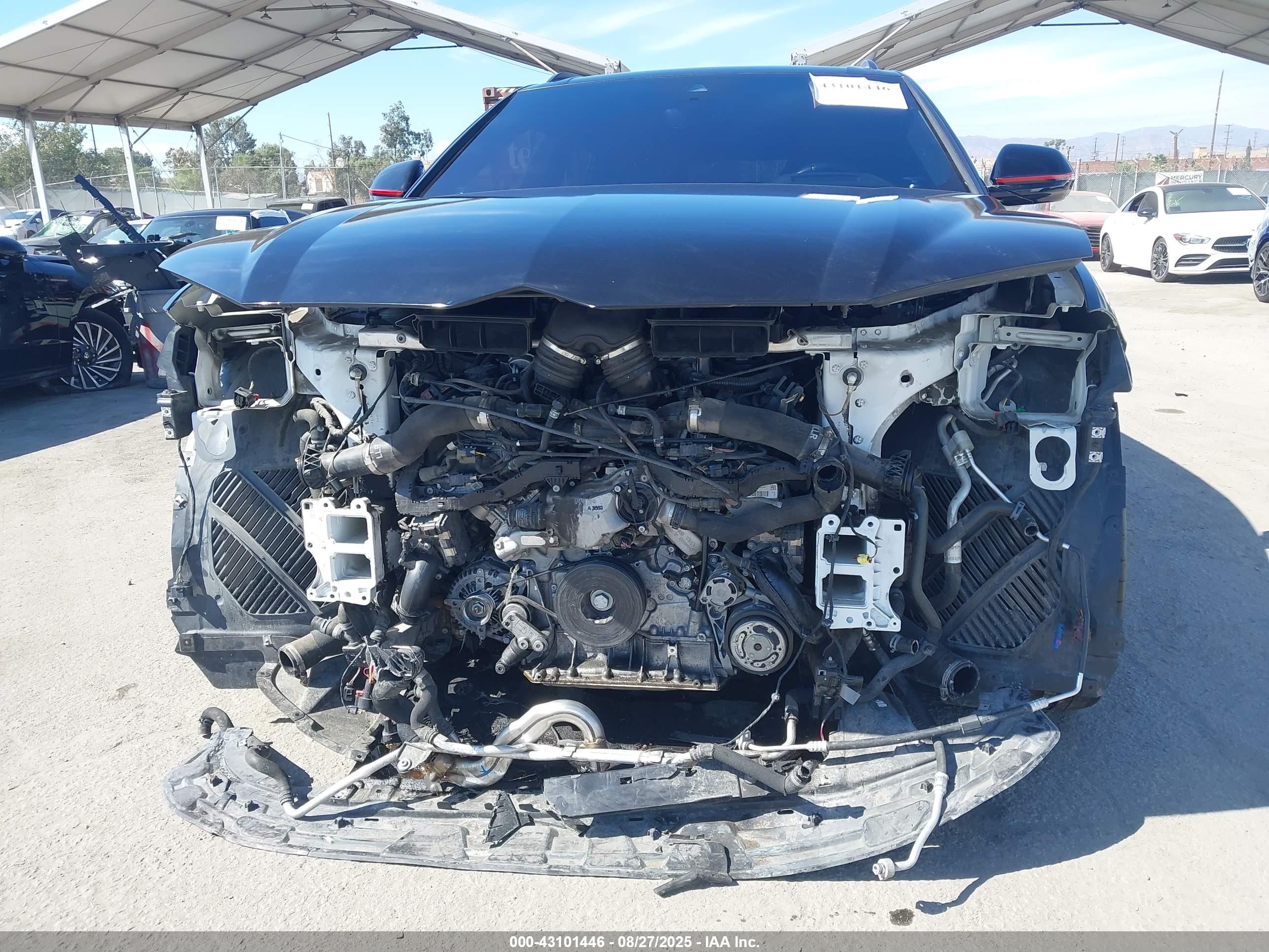 2020 Lamborghini Urus   Black vin: ZPBUA1ZLXLLA09592