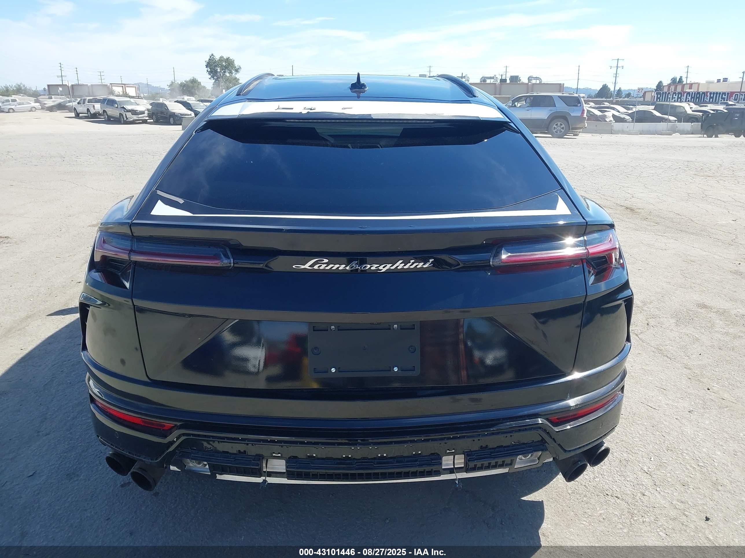 2020 Lamborghini Urus   Black vin: ZPBUA1ZLXLLA09592