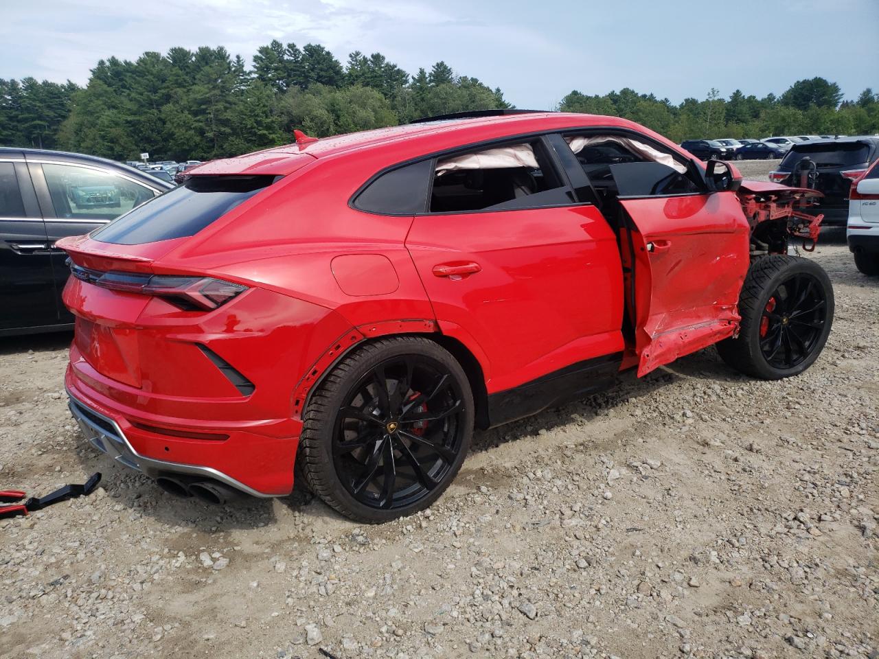 2021 Lamborghini Urus Red vin: ZPBUA1ZLXMLA15801