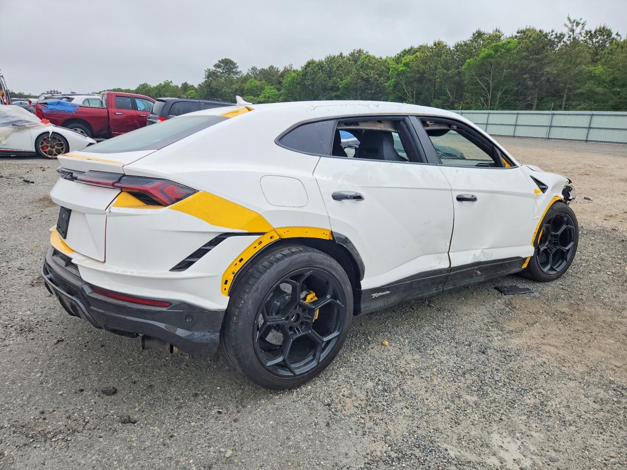 2024 Lamborghini Urus Performante Белый vin: ZPBUC3ZL4RLA35636