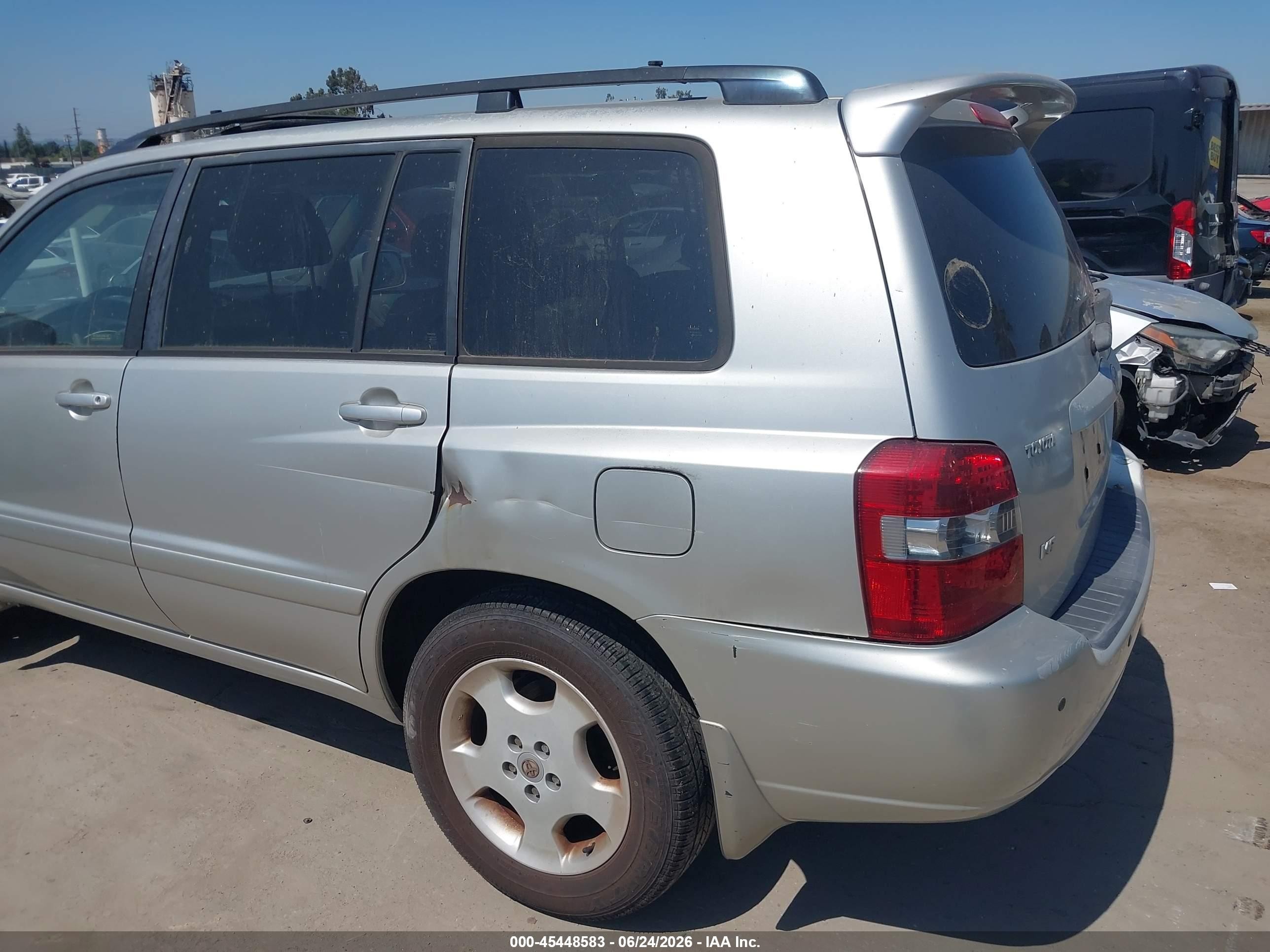 2005 Toyota Highlander Limited Silver vin: jtedp21a450075979