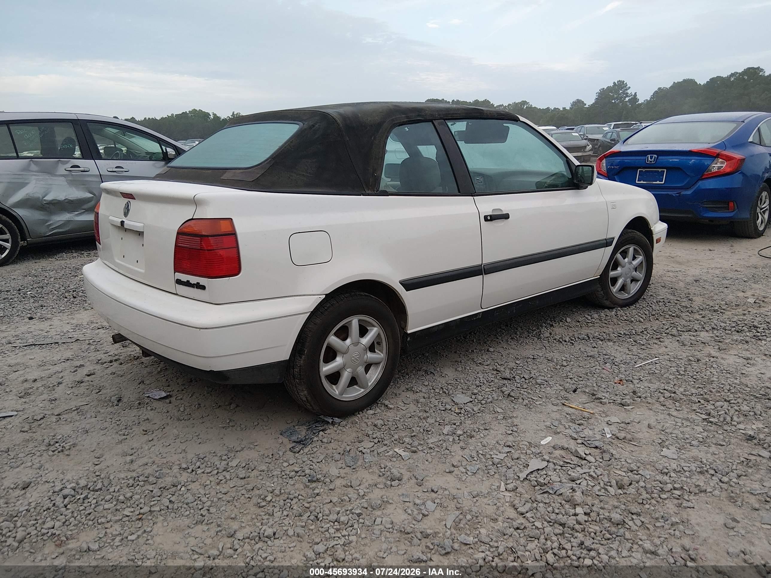 1995 Volkswagen Cabrio   White vin: wvwbb81e2sk025307